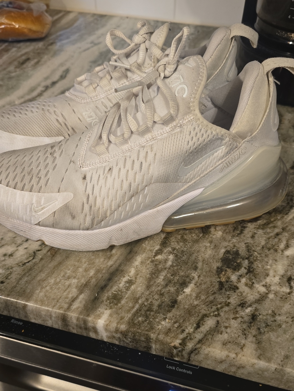 Mens Nike Air Max 270 - Picture 4 of 12